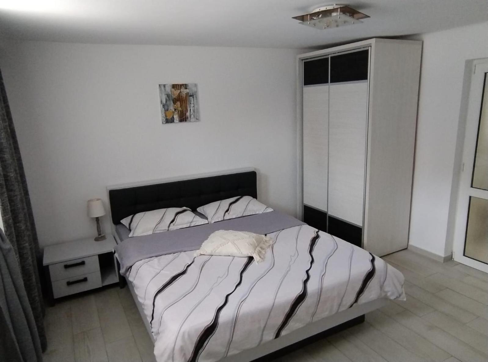 La Relax Apartment Brasov Exterior photo
