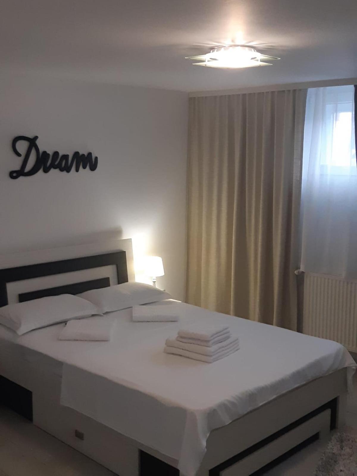 La Relax Apartment Brasov Exterior photo